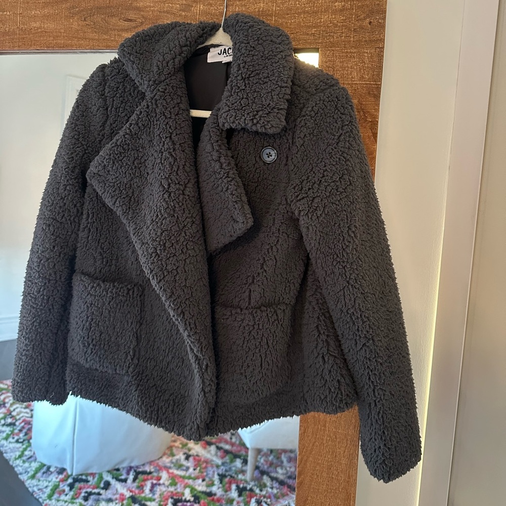 BB Dakota fuzzy jacket
